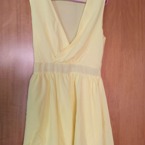 Summer dress in alpha line with belt, one size, bright yellow