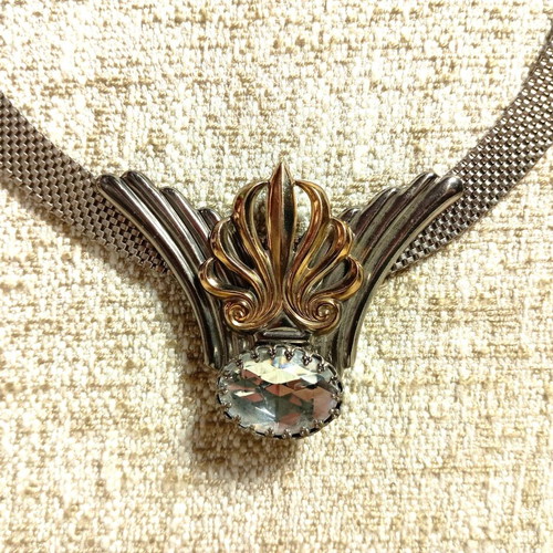 Faux Bijoux pendant necklace new, vintage style, grey