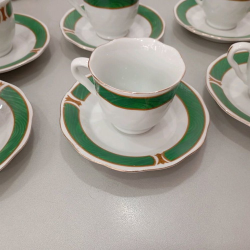 Set of 6 small vintage cups used with 12cm saucers