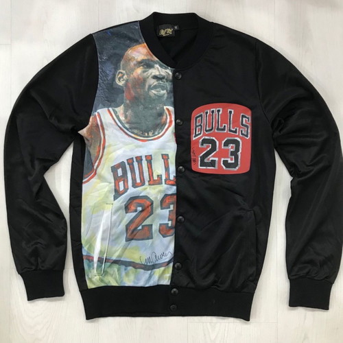 Chicago Bulls jacket used with Michael Jordan print, size S