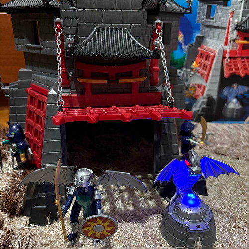 Playmobil Dragons 5480 like new, rare with box