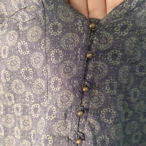 Tom Tailor lightweight blouse like new, sizes S/M/L, purple and cream