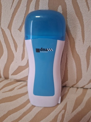 Wax Heater like new with free waxing strips