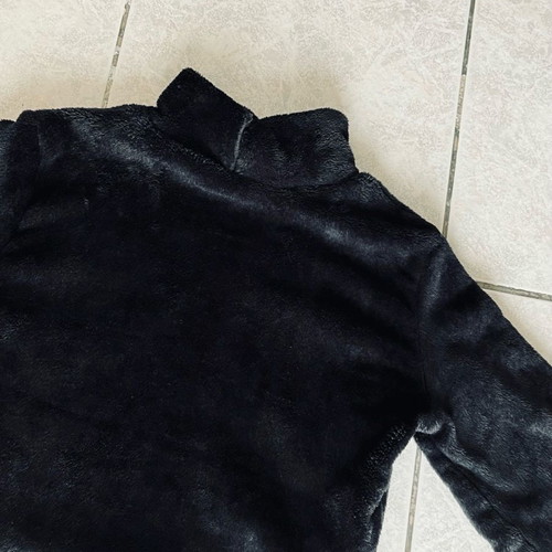 Fur blouse black with short sleeve