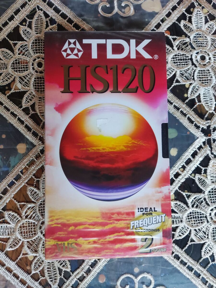 Videocassetta TDK HS 120 VHS, Durata 120 Minuti In Formato Standard