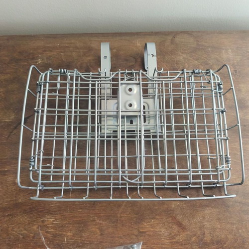 Metal bicycle basket that opens and closes new