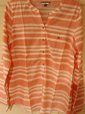 Dash red and white stripe collarless shirt like new, size 10