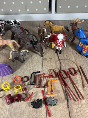 Playmobil animal lot used with horses, rider and accessories