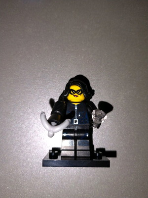 Lego Minifigures Jewel Thief new, authentic