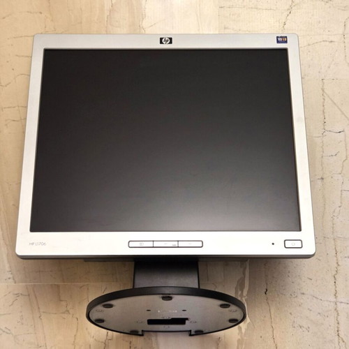 HP L1706 17" LCD οθόνη σαν καινούργιο, ασημί/μαύρο