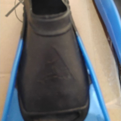 Children's swim fins like new, size 28-30