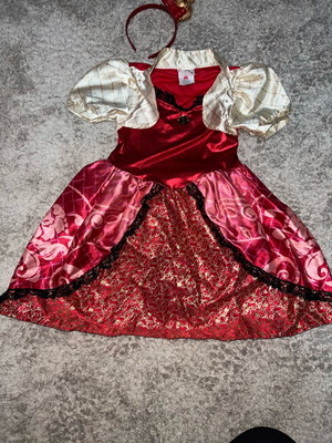 Στολή Rubies Ever After High Apple White ν. 10-12 σαν καινούργιο με στέκα
