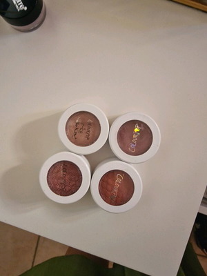 Σκιές Color Pop σαν καινούργιες, σετ 4 τεμαχίων