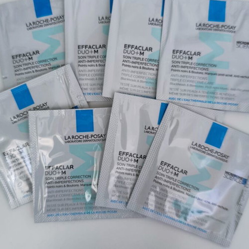 La Roche-Posay Effaclar Duo+M skincare samples, pack of 8