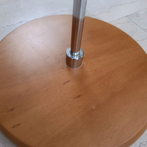 Rotating stand 32cm diameter like new with wooden base