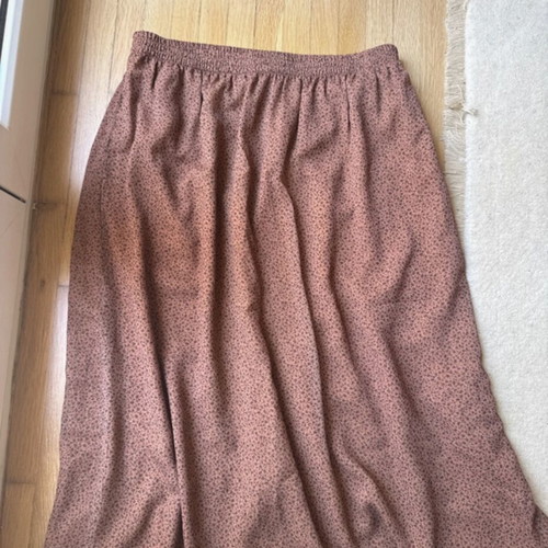 Midi skirt American Vintage like new, floral pattern, size L, brown