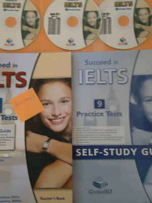 Succeed in IELTS 9 Practice Tests with 3 CDs new