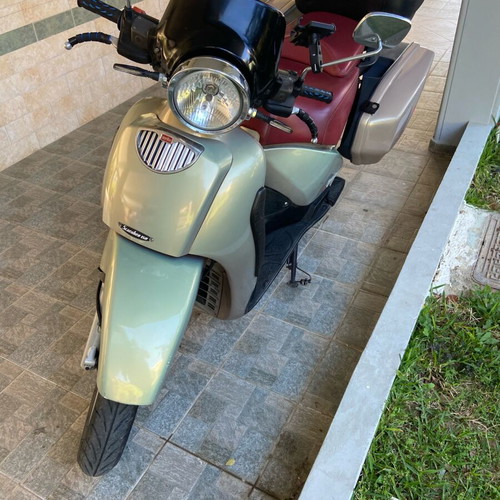 Aprilia Scarabeo 150 used, very good condition, new tires