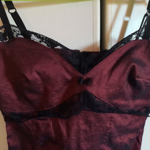 Lynne burgundy lace crop top, size S