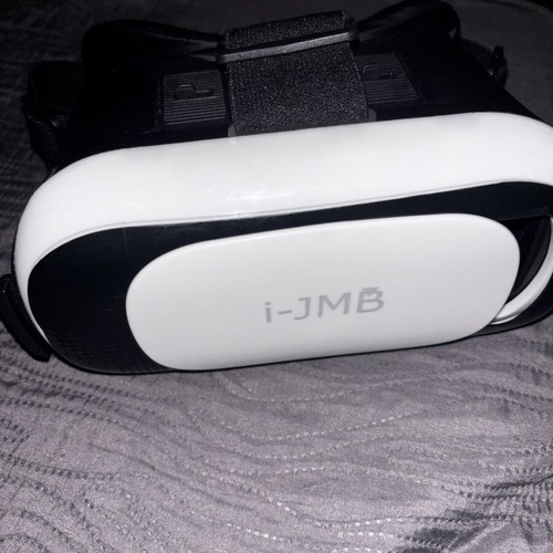 VR Box Projector like new