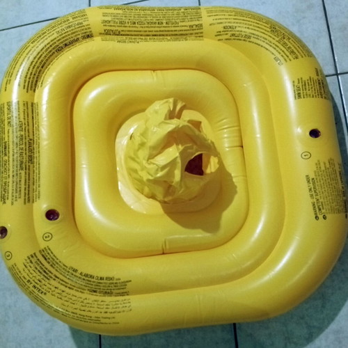 Baby Float Pool School inflatable life vest like new