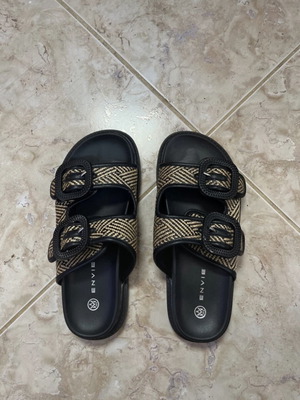 Envie Shoes σανδάλια σαν καινούργιο, μέγεθος 37, μαύρο και μπεζ