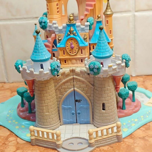 Disney Cinderella Star Castle Bluebird 1995 like new vintage castle