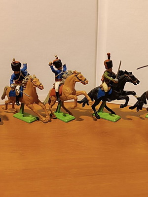 Britains Deetail 5 mounted Napoleonic soldiers like new