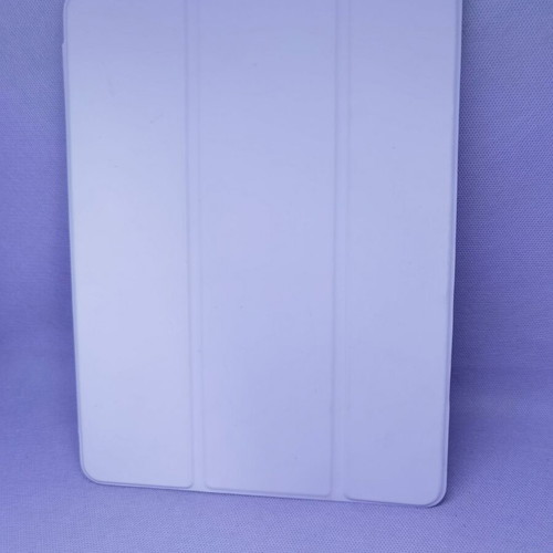 Silicone case for Ipad 10.2 tablet like new, purple