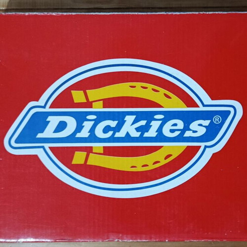 Dickies unisex sport shoes No 38 red collectible, new