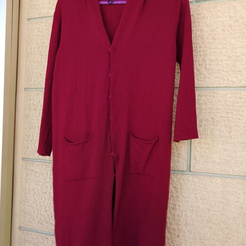 Viki Fashion long knitted women's cardigan with hood, buttons & pockets, burgundy
