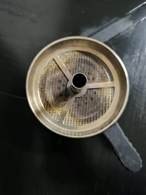 Hookah cap brand Dum like new