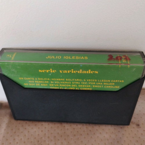 Julio Inglesias cassette like new, pop, Spanish edition