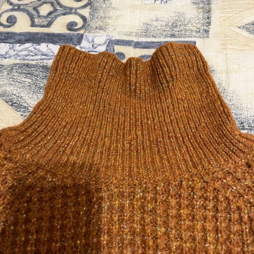 BSB sweater used, brick color with gold thread, size M