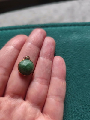 Pendant with semi-precious green stone like new