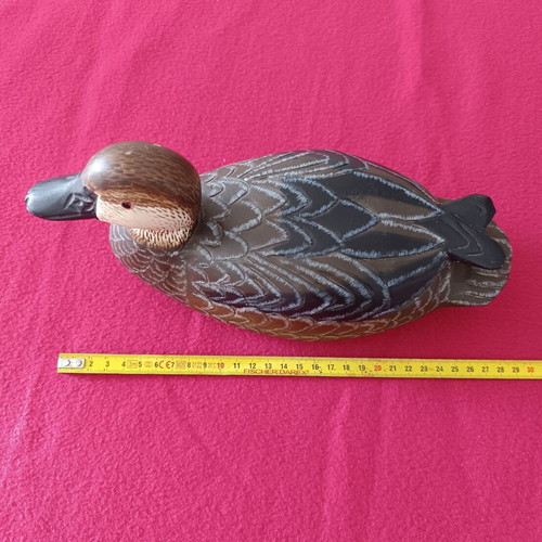 Decorative wooden duck like new