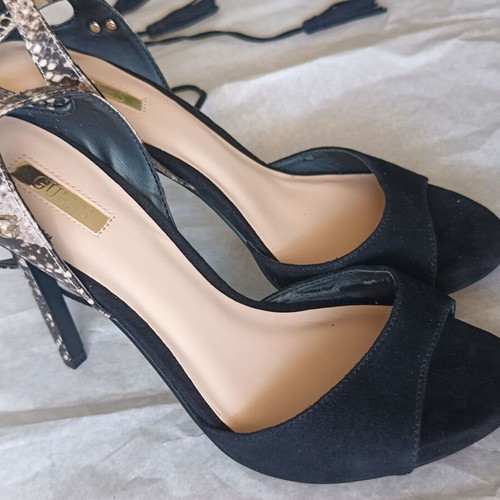 Guess Amee women's high-heeled sandals size 39 new black animal print