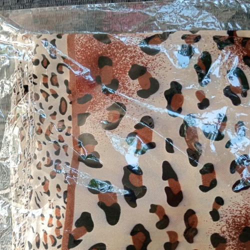Silk scarf with leopard print, 52x52 cm