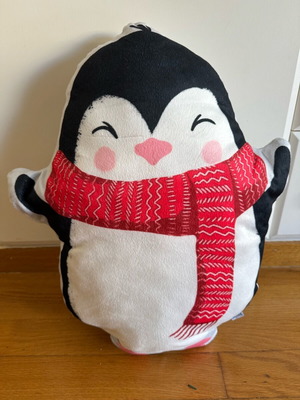 Sinsay penguin pillow like new