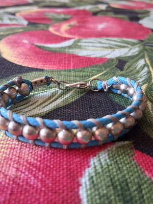 Bracelet with silver beads and turquoise leather thread, like new