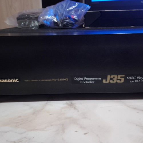 Panasonic NV-J35B VCR like new with remote and cables