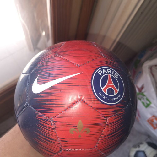 Paris Saint-Germain ball small size like new official replica