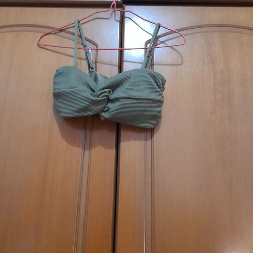 H&M swimsuit top with adjustable straps, green