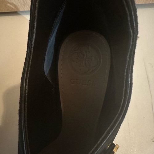 Guess suede high-heeled ankle boots like new with gold details