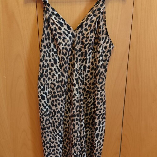 Satin leopard dress new, with straps, chest 110cm