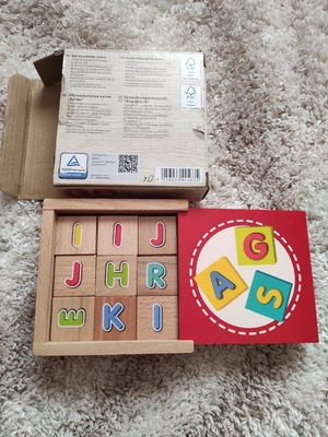 Ξύλινα πλακάκια αγγλικής αλφαβήτας, 45 τεμάχια, σαν καινούργια