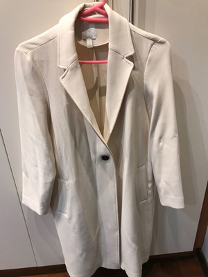 Cream overcoat jacket H&M medium like new