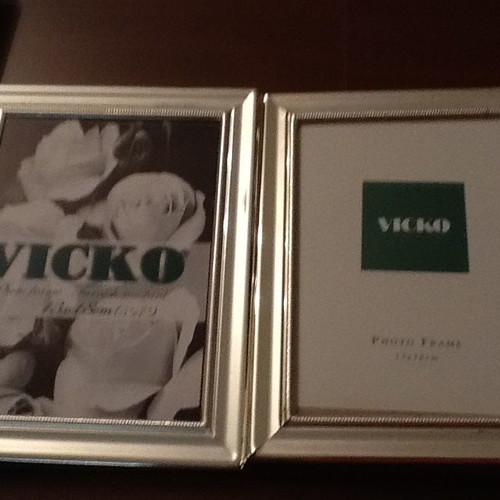 PHOTO FRAMES