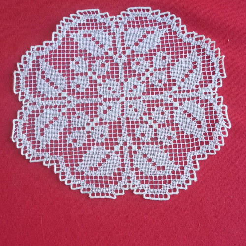 Filet lace doilies, handmade, vintage 1950s from Tinos