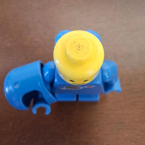 Lego Classic Space Minifigure Blue with Air Tanks like new